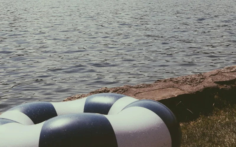 спасательный круг