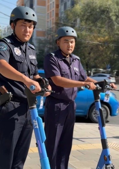 полицейские на самокате полицейские на самокате