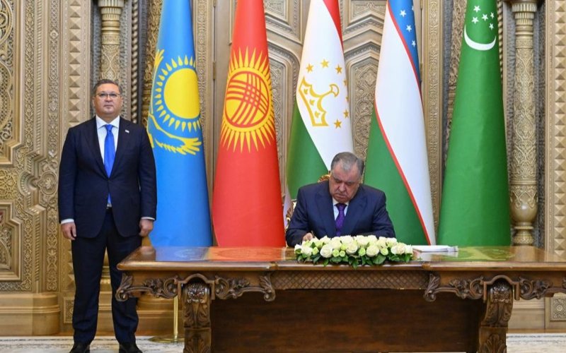 Тәжікстан Президенті Қазақстан СІМ басшысын қабылдады Тәжікстан Президенті Қазақстан СІМ басшысын қабылдады