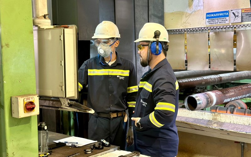 阿克套港建设提速 集装箱枢纽中心与多个工业项目同步推进 阿克套港建设提速 集装箱枢纽中心与多个工业项目同步推进