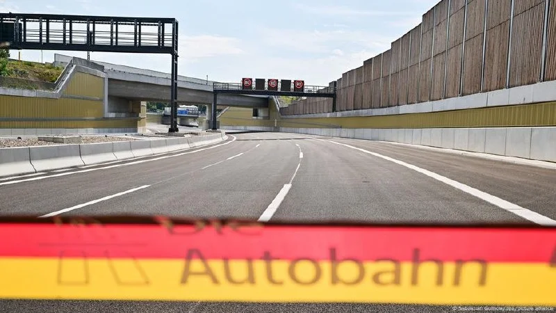 Открылся самый дорогой участок автобана в Германии