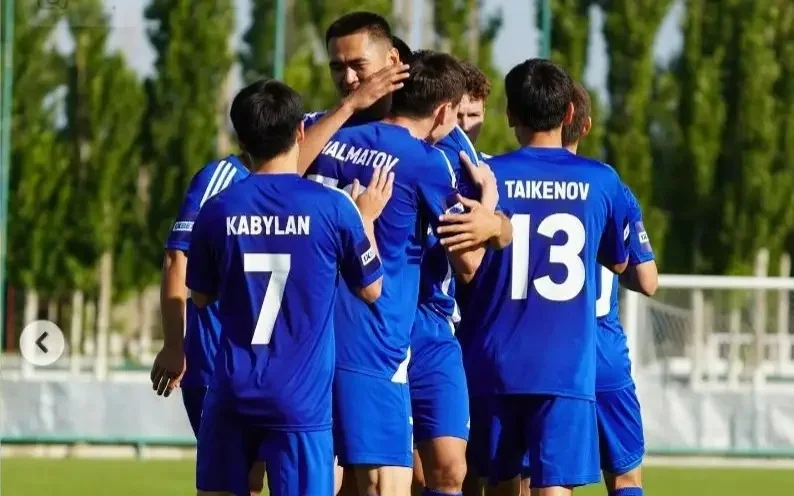 Fýtboldan Birinshi lıgada «Kaspıı» qarsylasynan uzap ketti