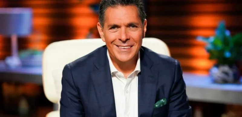 Дэниэль Любецки