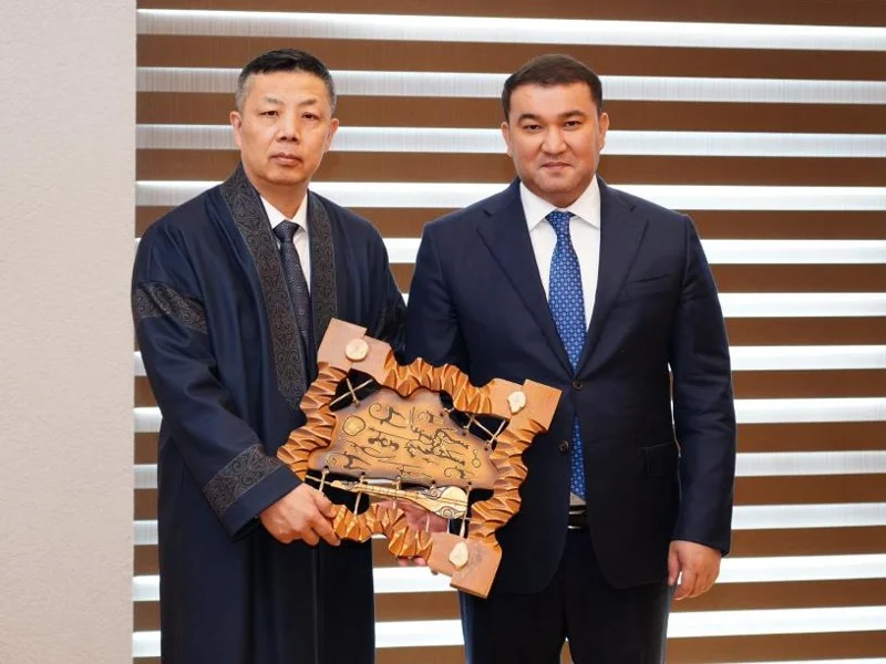 突厥斯坦州与中国巴州缔结友好城市协议 建立战略伙伴关系