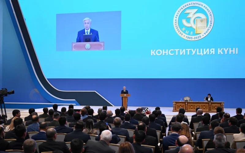 Prezıdent: Qazaqstan birtindep damýdyń dańǵyl jolyna túsip keledi