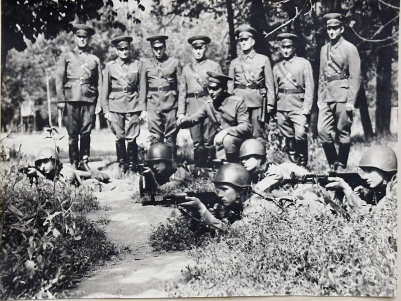 военные, история военные, история