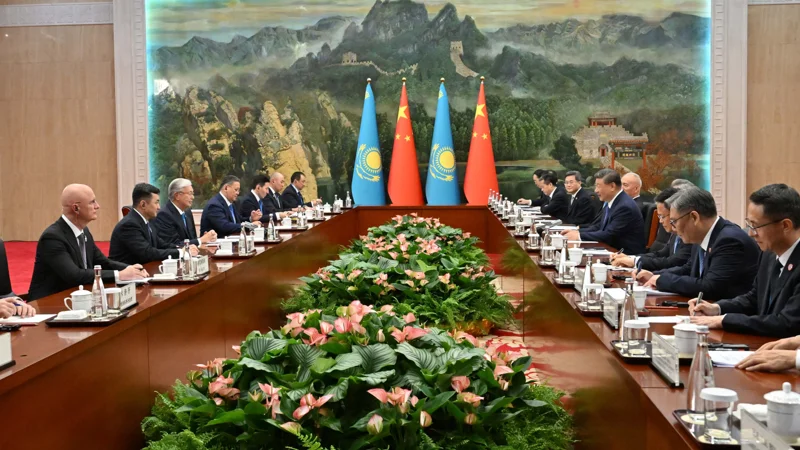 Kazakh, Chinese Presidents hold talks 