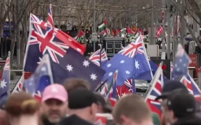 Массовые митинги против иммиграции прошли в Австралии 