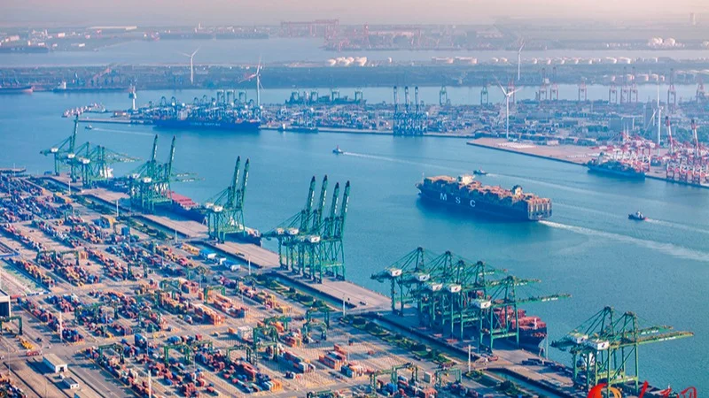 Шашты жалаңаш әйелдердің суреттері Порнодағы әншілеріміз