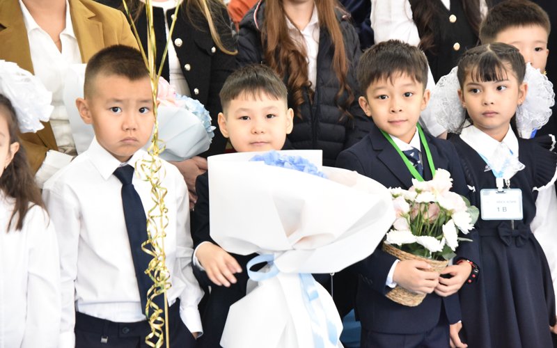 В Астане прошли торжественные линейки В Астане прошли торжественные линейки