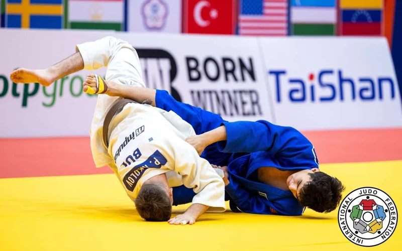 Qazaqstandyq dzıýdoshylar kadetter arasynda álem chempıonatyn bes medalmen aıaqtady