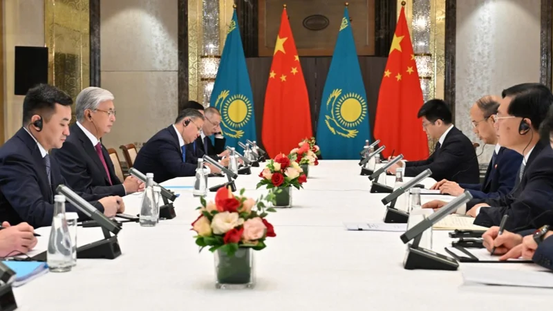 Глава государства принял председателя совета директоров CNPC