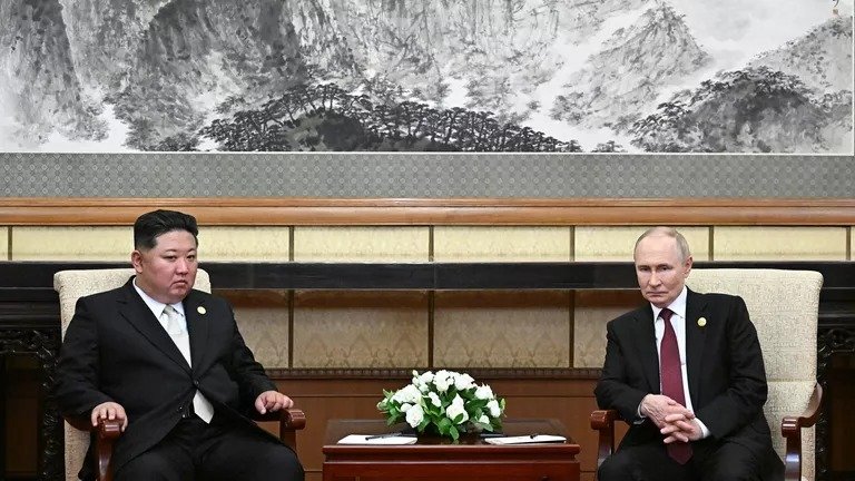 Владимир Путин и Ким Чен Ын провели переговоры в Пекине Владимир Путин и Ким Чен Ын провели переговоры в Пекине