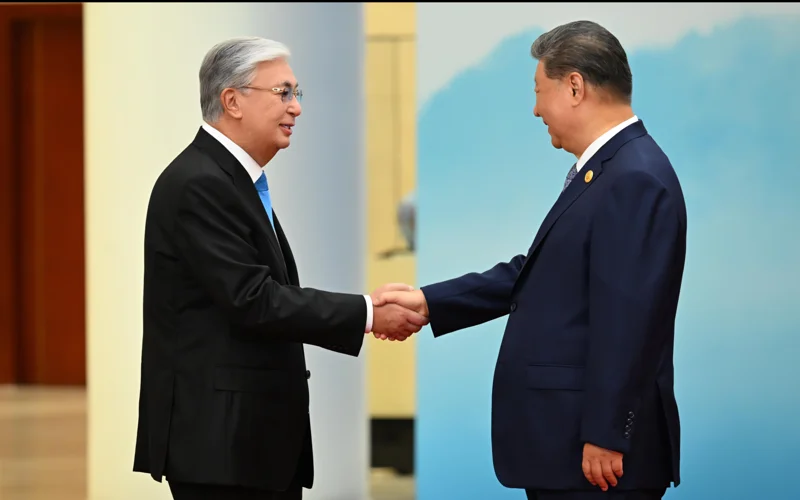 Қасым-Жомарт Тоқаев пен Си Цзиньпин