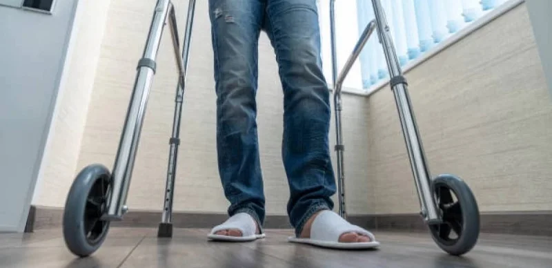 жігіт сал болып қала жаздаған