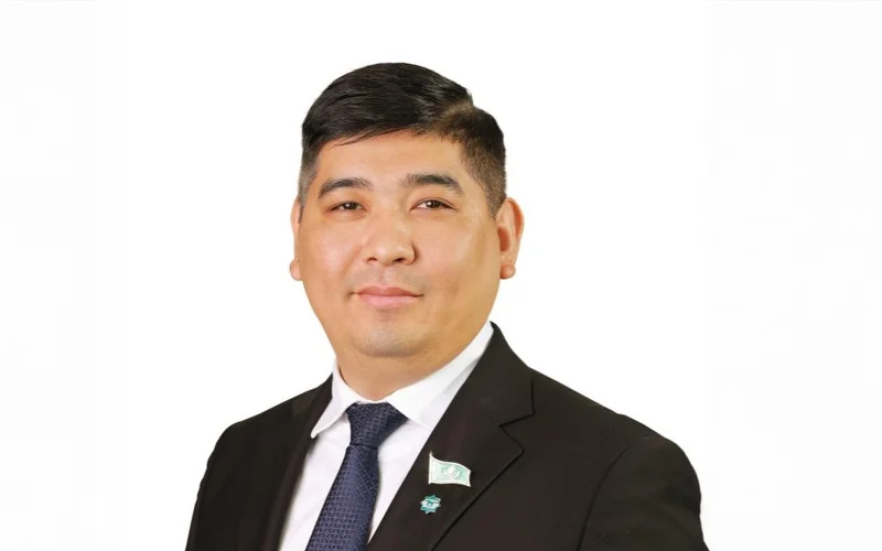 Oljas Nuraldınov 