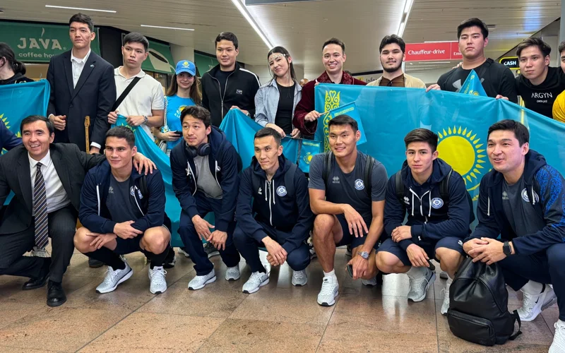 Сборная Казахстана по футболу прибыла в Бельгию