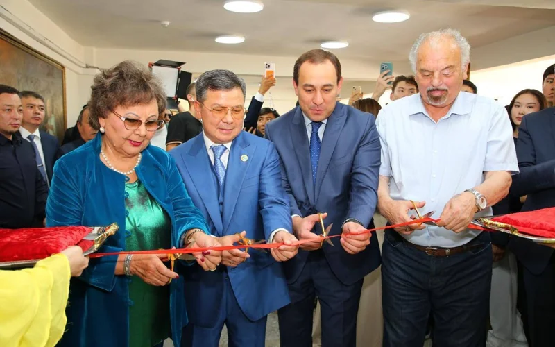 Temirbek Júrgenov atyndaǵy óner akademııasynda oqý teatry ashyldy