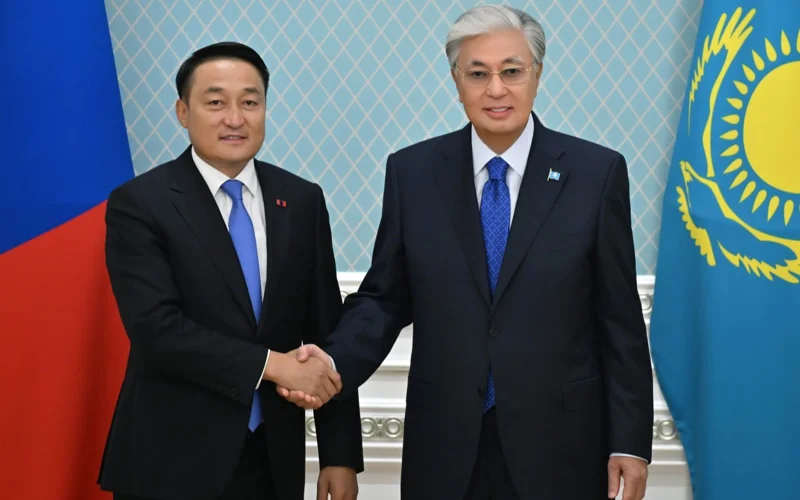 Касым-Жомарт Токаев встретился с Председателем Великого Государственного Хурала Монголии