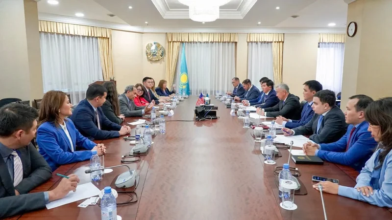 Kazakh Deputy PM Zhumangarin holds meeting with U.S. business leaders