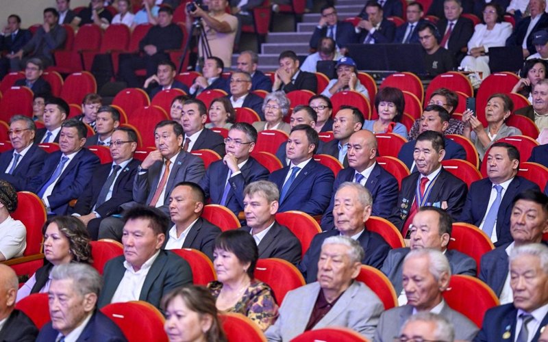 Атырауский НПЗ отмечает 80-летний юбилей