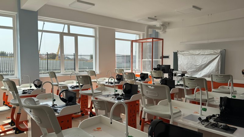 Школы, детсады и поликлиники: акимат проверил строящиеся соцобъекты в одном из районов Алматы  р