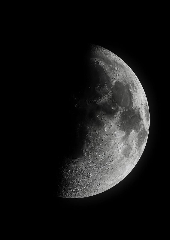 Rare blood Moon total lunar eclipse begins over Astana Rare blood Moon total lunar eclipse begins over Astana