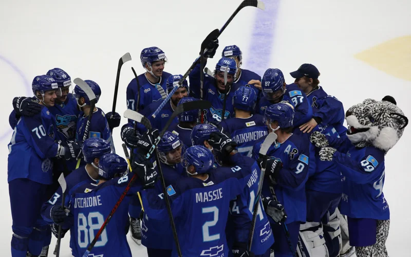 «Барыс» одолел челябинский «Трактор»