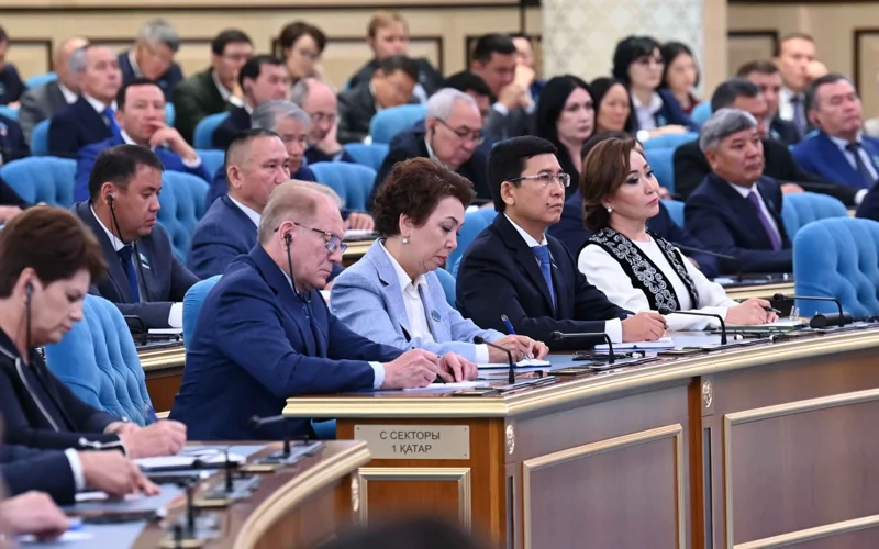 Úkimet Eýrazııa aýmaǵyndaǵy saýda-sattyqtyń ádil jaǵdaıda jasalýyn naqty dálelmen talap etýge mindetti — Prezıdent