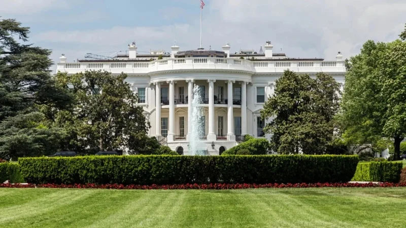 Трамп Израильдің Қатарға соққы жасағанына «қатты өкінеді»