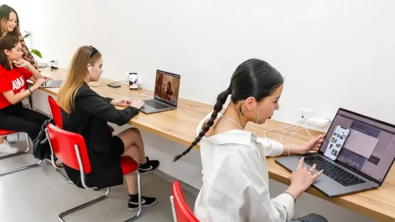 Подготовка специалистов в сфере ИИ: 95 вузов Казахстана интегрировали новые дисциплины