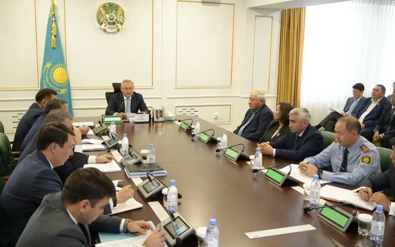 Jetisý oblysynda Prezıdent Joldaýyn iske asyrýǵa arnalǵan keńeıtilgen jıyn ótti