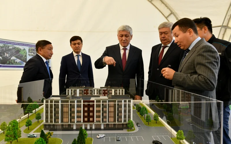 Energetıkadaǵy áleýmettik bastama: Toparda jastarǵa arnalǵan turǵyn úı qurylysy bastaldy