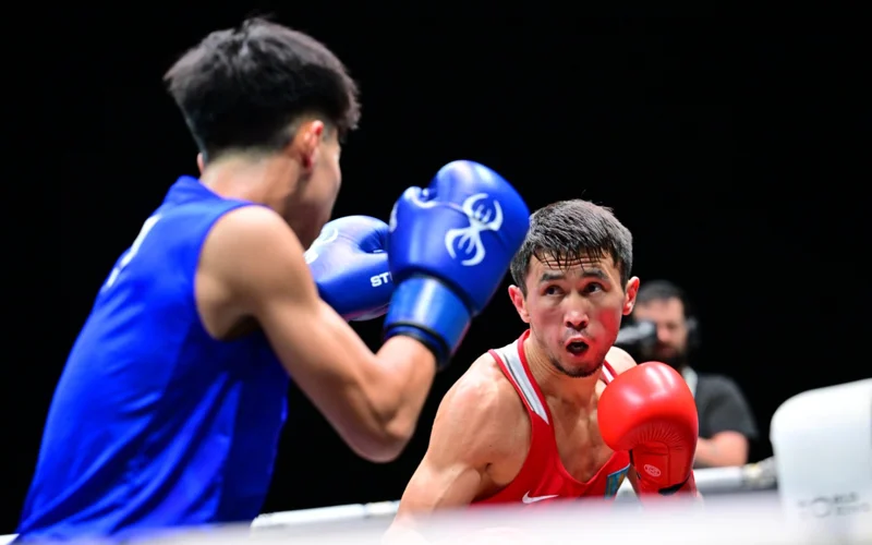 Boks: Mahmud Sabyrhan shırek fınalda japonııalyq boksshyny aıqyn basymdylyqpen jeńdi