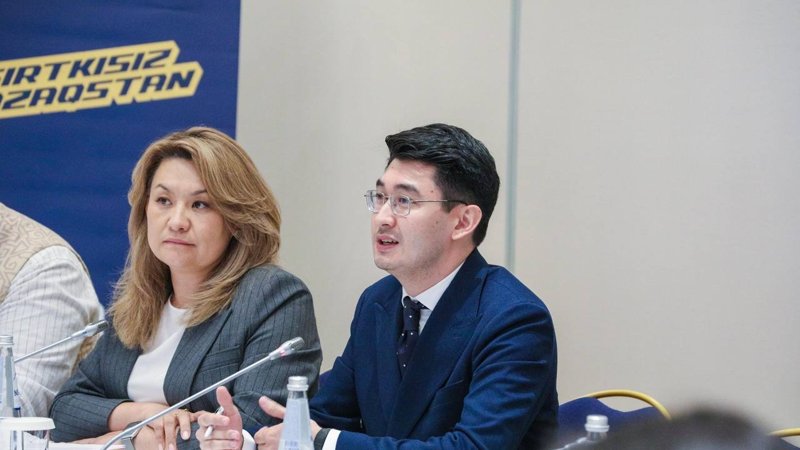 “无毒哈萨克斯坦”全国性青年禁毒运动在首都成立 “无毒哈萨克斯坦”全国性青年禁毒运动在首都成立