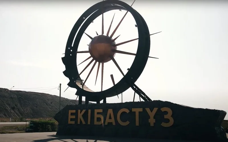 «Таза қала» в Экибастузе: заброшенные здания и нерешенная проблема мусора