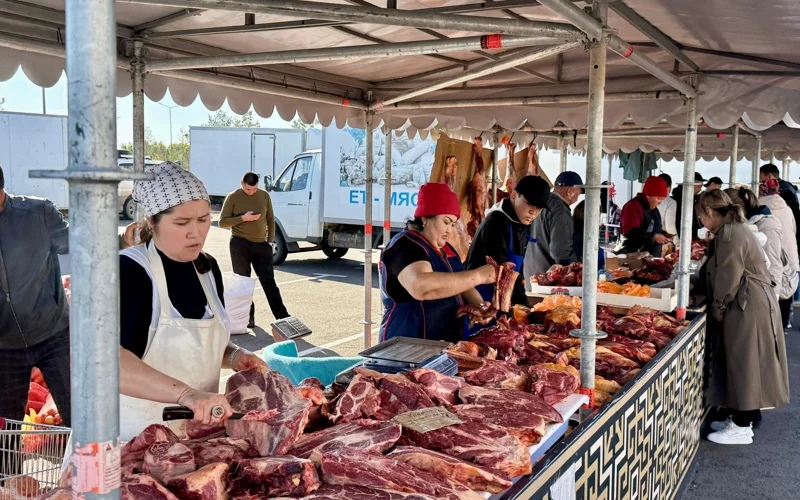 Астанада Ақтөбе облысының ауыл шаруашылығы жәрмеңкесі өтіп жатыр