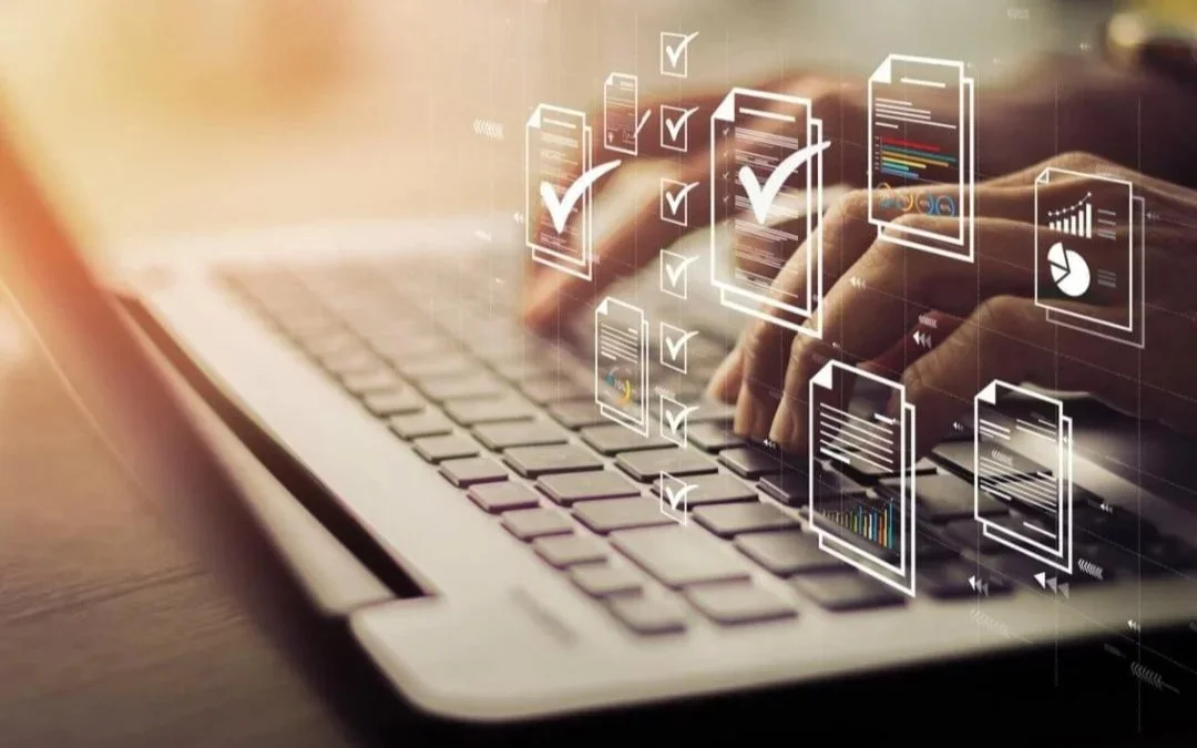 Брюнетка өзінің жігітінің шарларын трахает етті Қазақ жезөкше