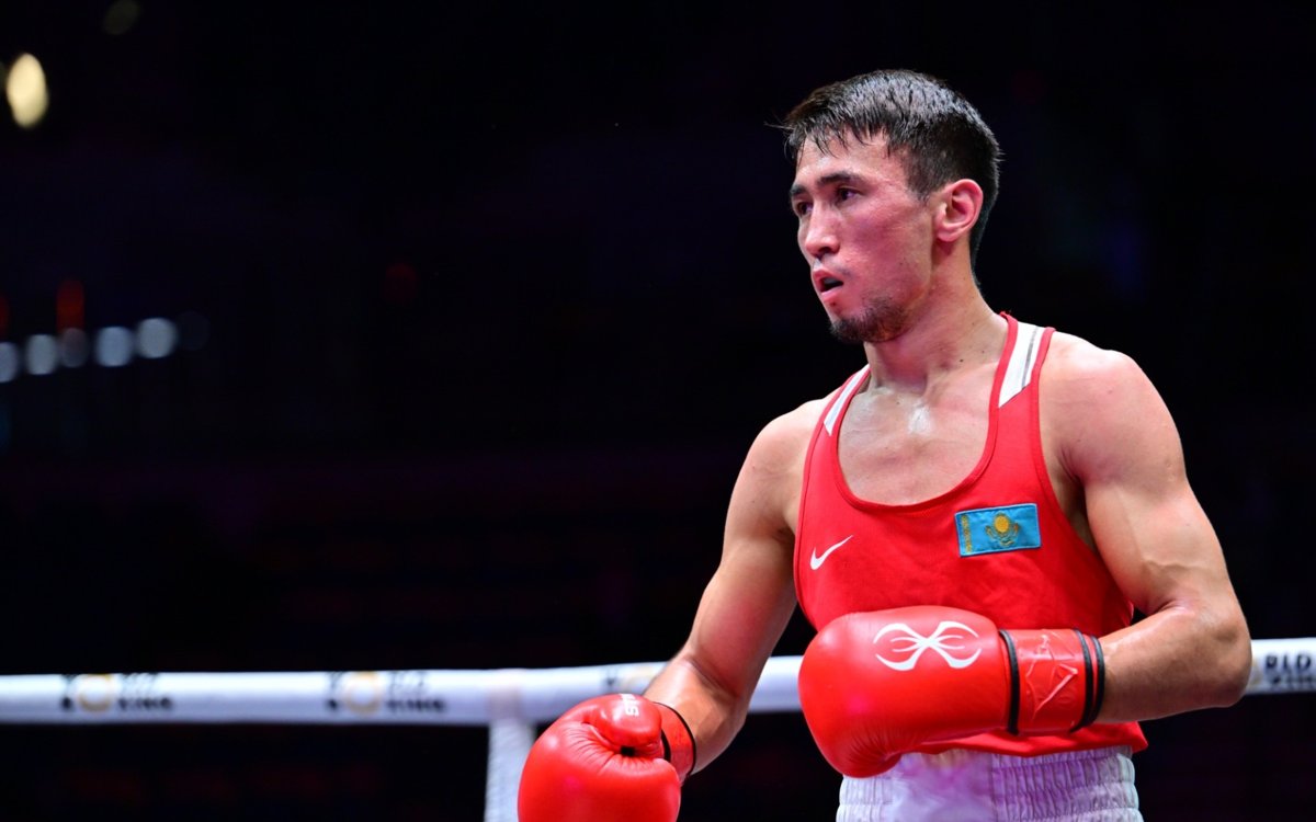 Махмұд Сабырхан Азия чемпионатындағы алғашқы жекпе-жегінде жеңіске жетті