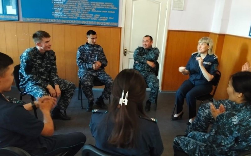 За формой — живые люди. Как в полиции ВКО поддерживают сотрудников За формой — живые люди. Как в полиции ВКО поддерживают сотрудников