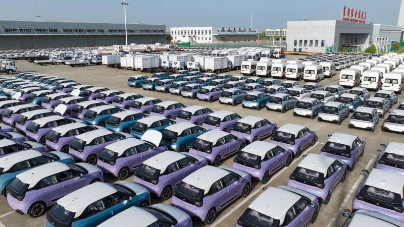 Китай планирует продать свыше 32 млн авто до конца года