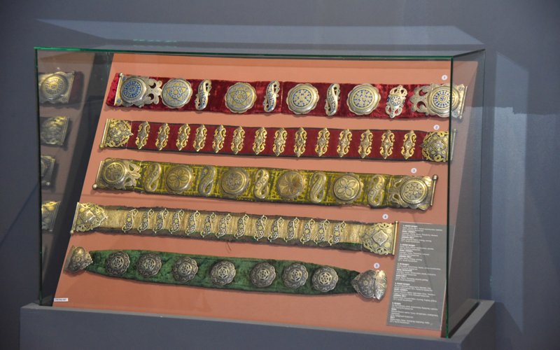 Свыше 250 уникальных экспонатов представили в новом зале Национального музея в Астане Свыше 250 уникальных экспонатов представили в новом зале Национального музея в Астане