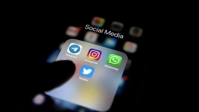 Түркияда 16 жасқа толмағандарға әлеуметтік желіні пайдалануға тыйым салынды