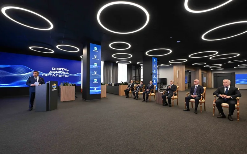  Мемлекет басшысы Digital Aqmola орталығында болды 