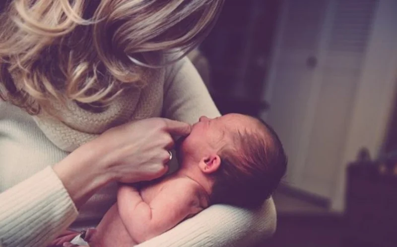 туу көрсеткіші, ана мен бала