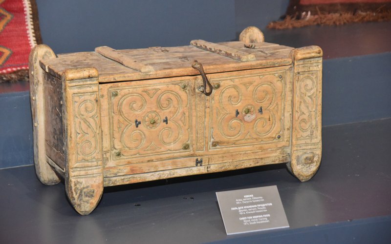 Свыше 250 уникальных экспонатов представили в новом зале Национального музея в Астане кежебе