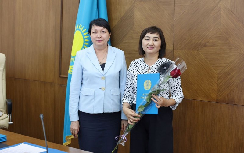 Ұлытау облысында санитариялық-эпидемиологиялық қызмет мамандары марапатталды