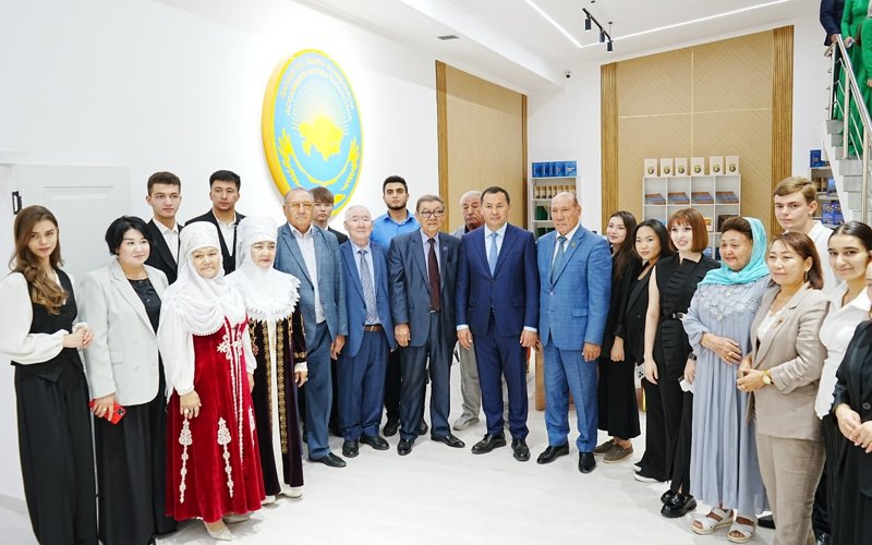 открытие комьюнити-центра и обновленного этномузея в Шымкенте