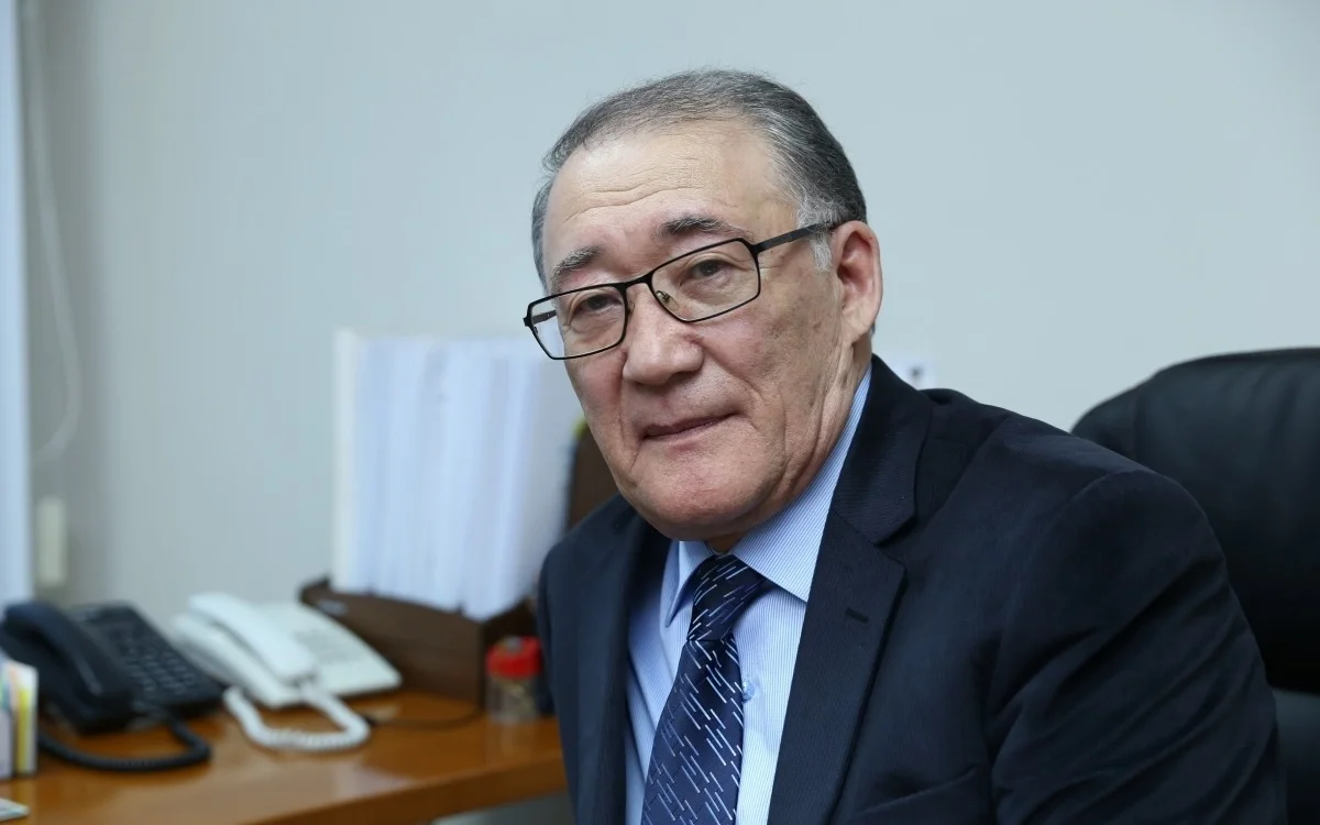 БАЙНАЗАРОВ Галым Байназарович