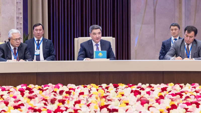  Олжас Бектенов Бішкекте Түркі мемлекеттері ұйымы елдерінің үкімет басшыларының кездесуіне қатысты 